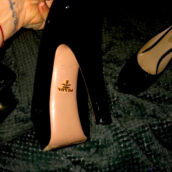 PRADA high heels - Picture 1 of 5